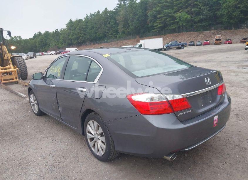 Photo 3 of 2015 Honda Accord EX-L V-6 (VIN 1HGCR3F89FA004425)