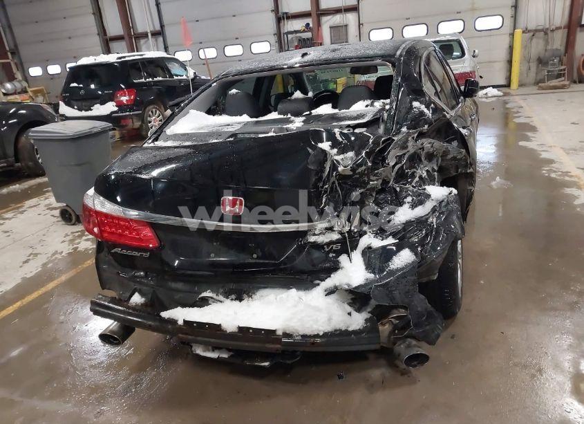 Photo 16 of 2015 Honda Accord EX-L V-6 (VIN 1HGCR3F89FA031219)