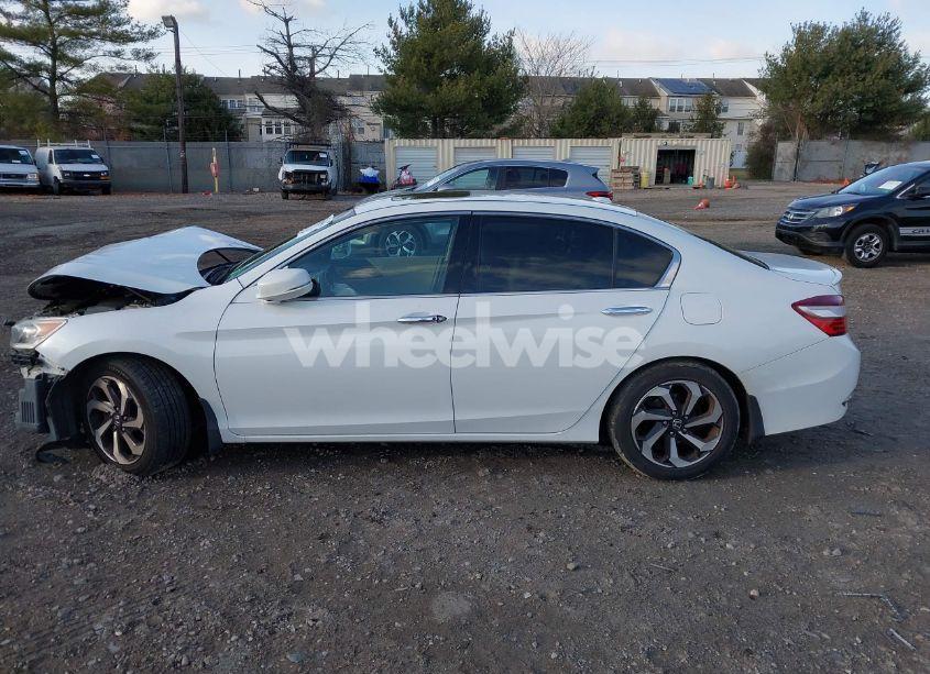 Photo 14 of 2016 Honda Accord EX-L V-6 (VIN 1HGCR3F89GA000487)