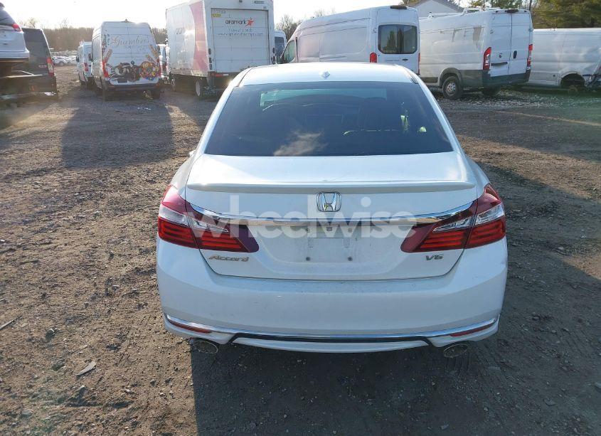 Photo 16 of 2016 Honda Accord EX-L V-6 (VIN 1HGCR3F89GA000487)