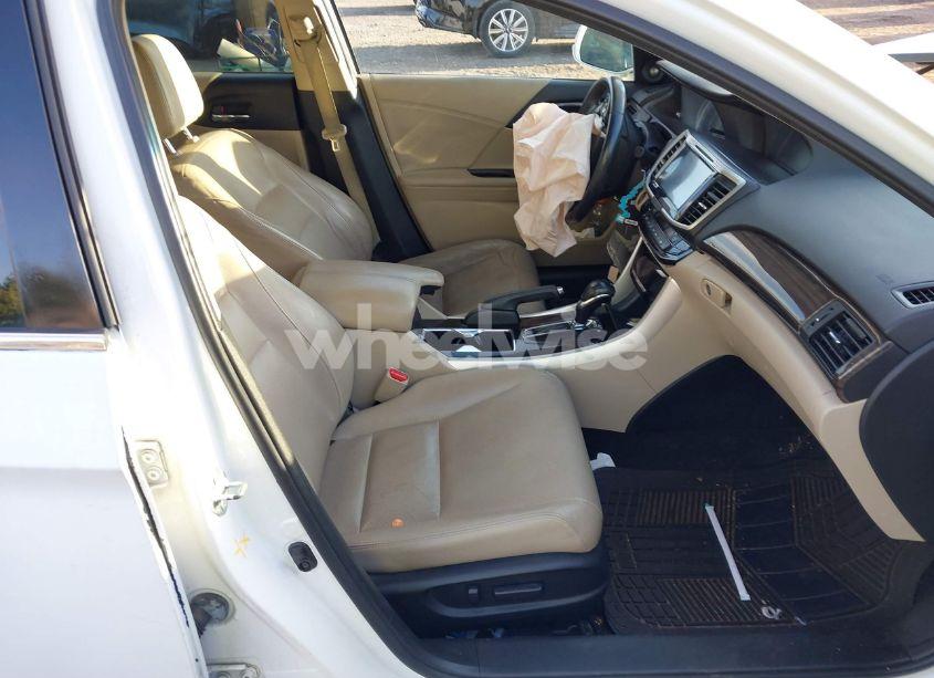 Photo 5 of 2016 Honda Accord EX-L V-6 (VIN 1HGCR3F89GA000487)