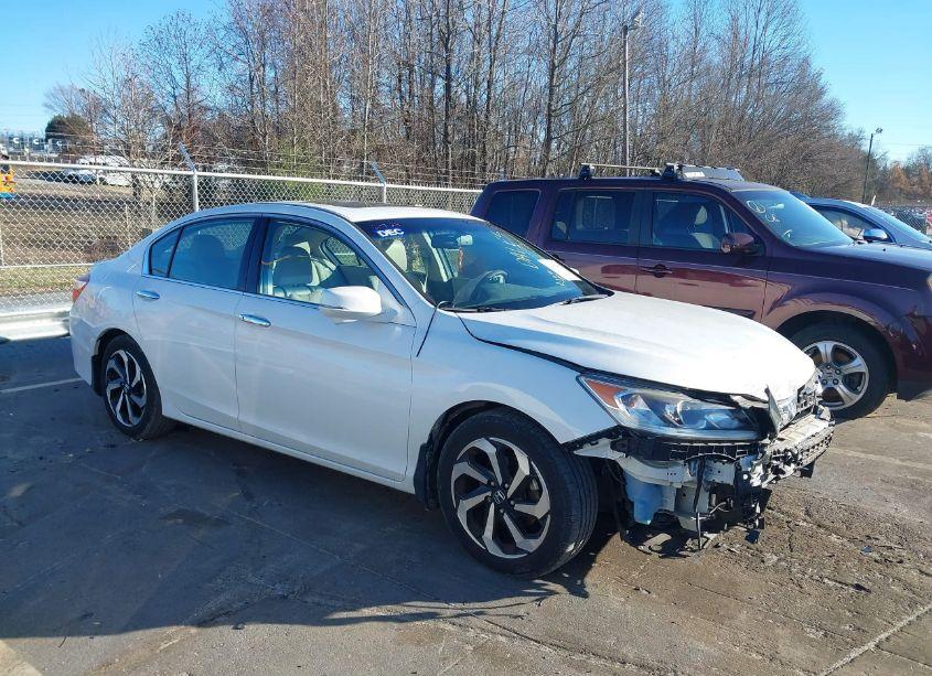 2016 Honda Accord EX-L V-6 (VIN 1HGCR3F89GA008511) main photo