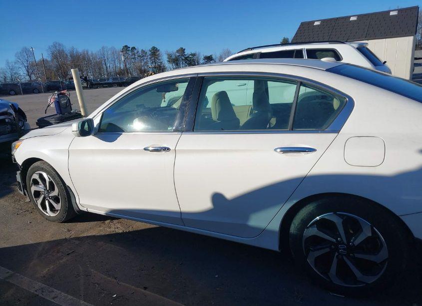 Photo 14 of 2016 Honda Accord EX-L V-6 (VIN 1HGCR3F89GA008511)