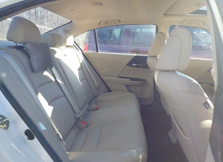 Photo 8 of 2016 Honda Accord EX-L V-6 (VIN 1HGCR3F89GA008511)