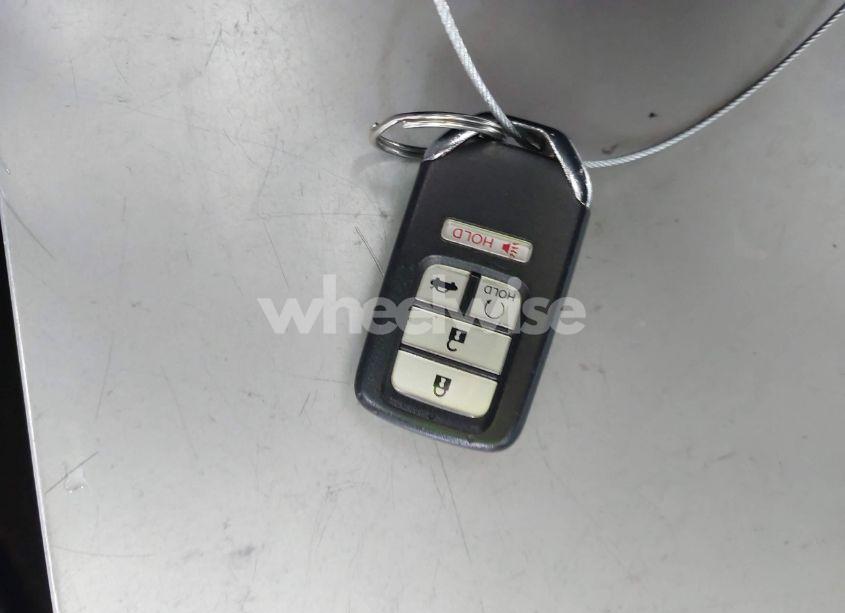 Photo 11 of 2016 Honda Accord EX-L V-6 (VIN 1HGCR3F89GA011666)