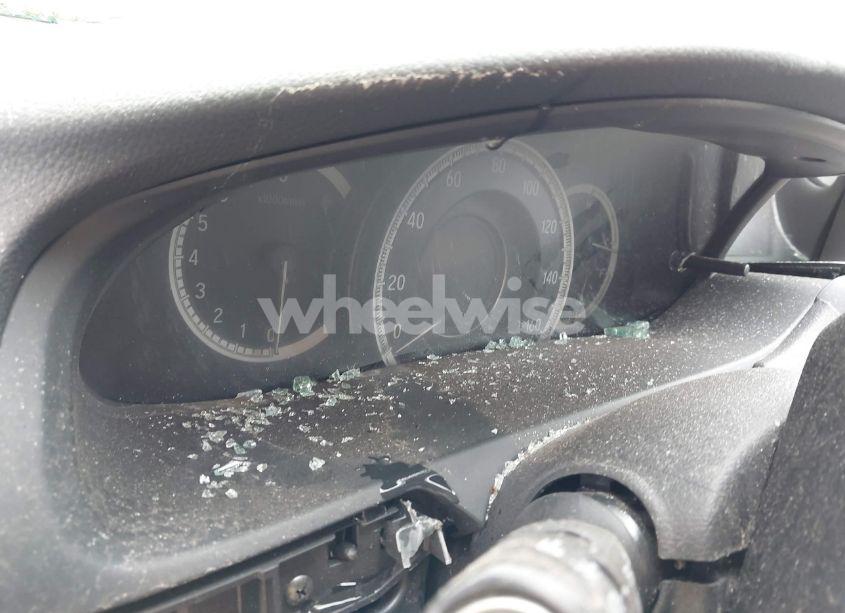 Photo 16 of 2016 Honda Accord EX-L V-6 (VIN 1HGCR3F89GA020304)