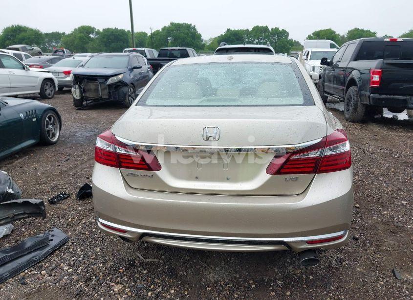 Photo 17 of 2016 Honda Accord EX-L V-6 (VIN 1HGCR3F89GA020304)
