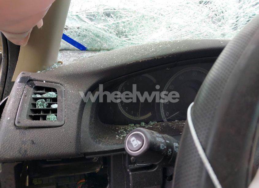 Photo 7 of 2016 Honda Accord EX-L V-6 (VIN 1HGCR3F89GA020304)