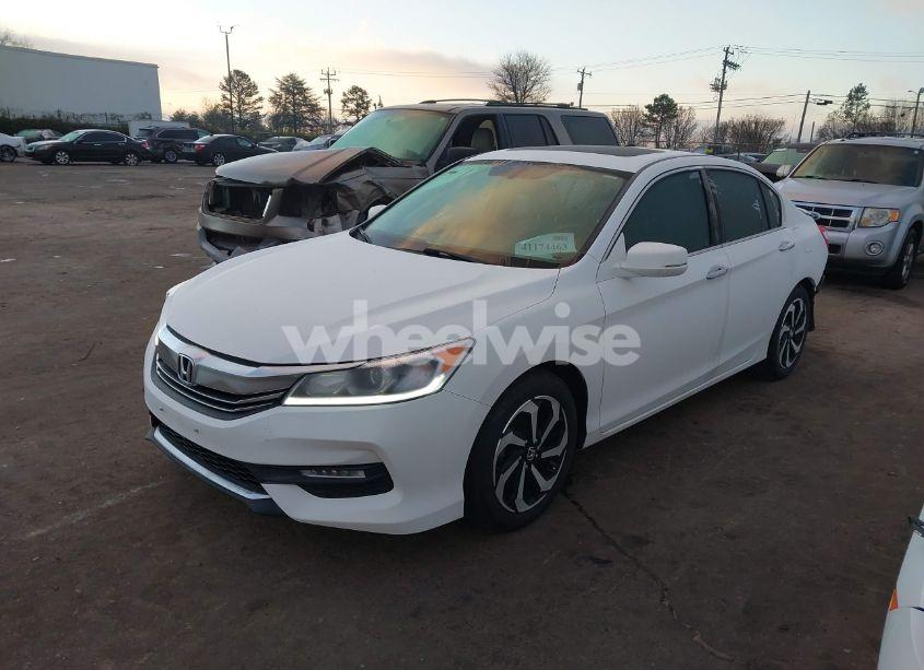 Photo 2 of 2016 Honda Accord EX-L V-6 (VIN 1HGCR3F89GA035126)