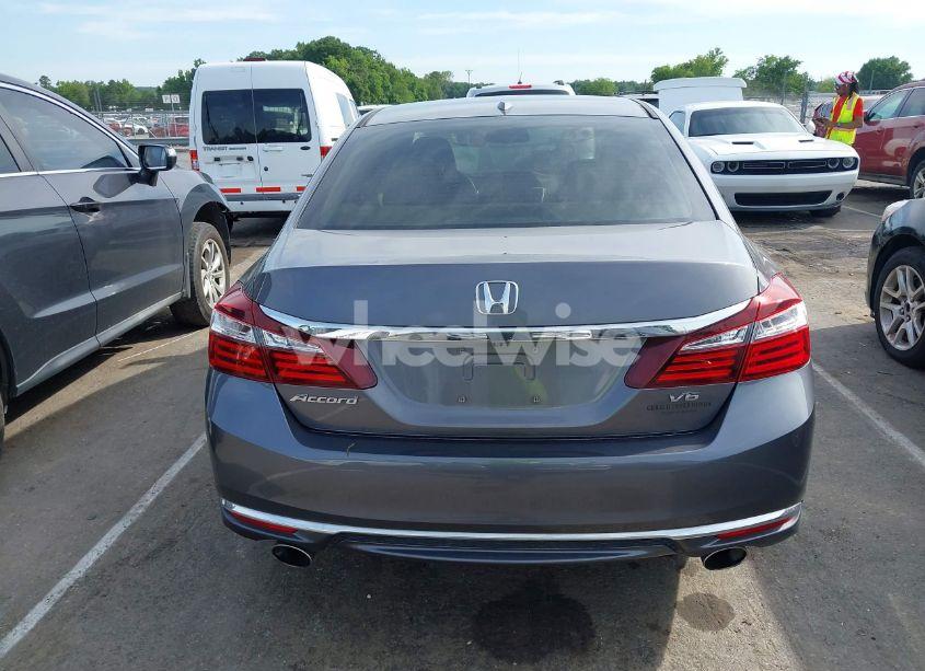 Photo 16 of 2017 Honda Accord EX-L V6 (VIN 1HGCR3F89HA000880)