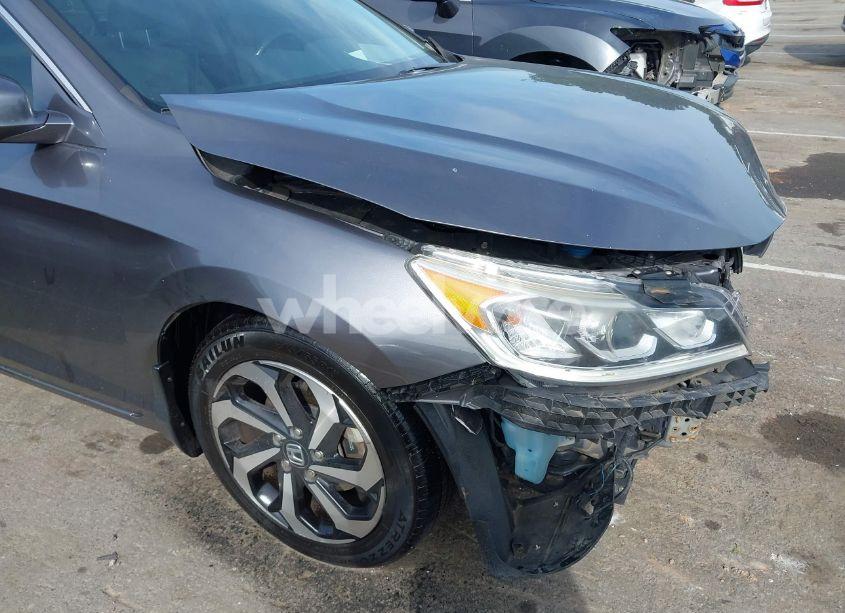 Photo 17 of 2017 Honda Accord EX-L V6 (VIN 1HGCR3F89HA000880)