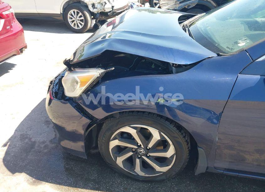 Photo 6 of 2017 Honda Accord EX-L V6 (VIN 1HGCR3F89HA042157)