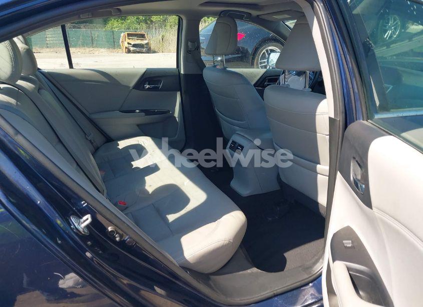 Photo 8 of 2017 Honda Accord EX-L V6 (VIN 1HGCR3F89HA042157)