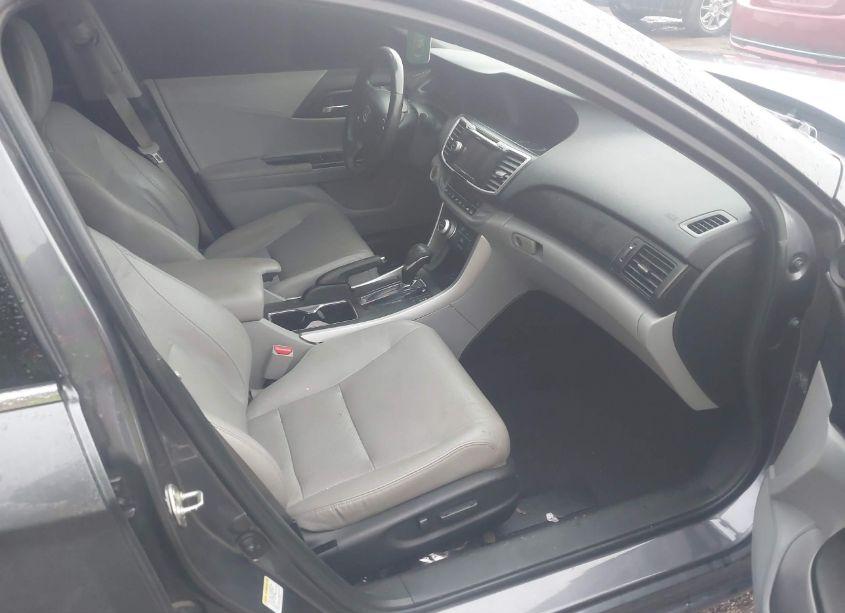 Photo 5 of 2013 Honda Accord EX-L V-6 (VIN 1HGCR3F8XDA006195)