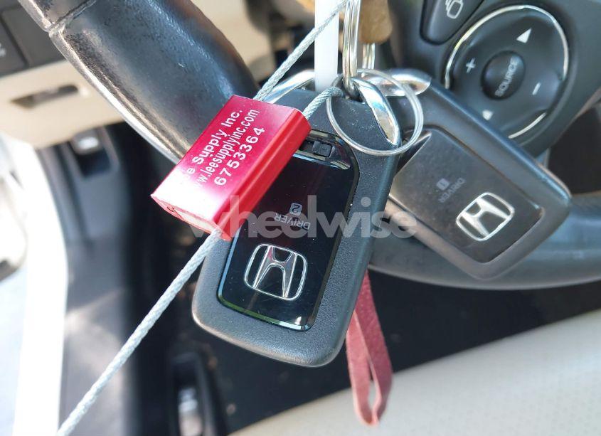 Photo 11 of 2013 Honda Accord EX-L V-6 (VIN 1HGCR3F8XDA014264)