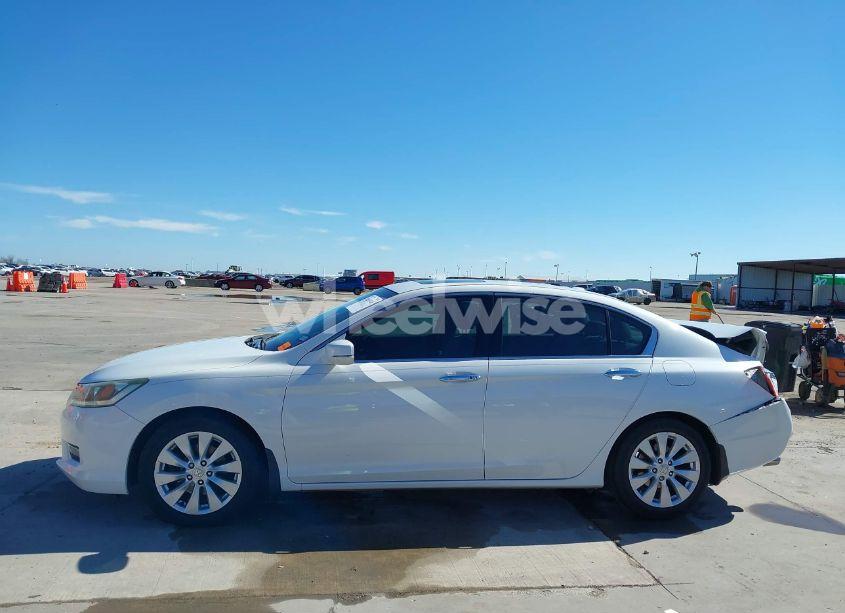 Photo 15 of 2013 Honda Accord EX-L V-6 (VIN 1HGCR3F8XDA014264)