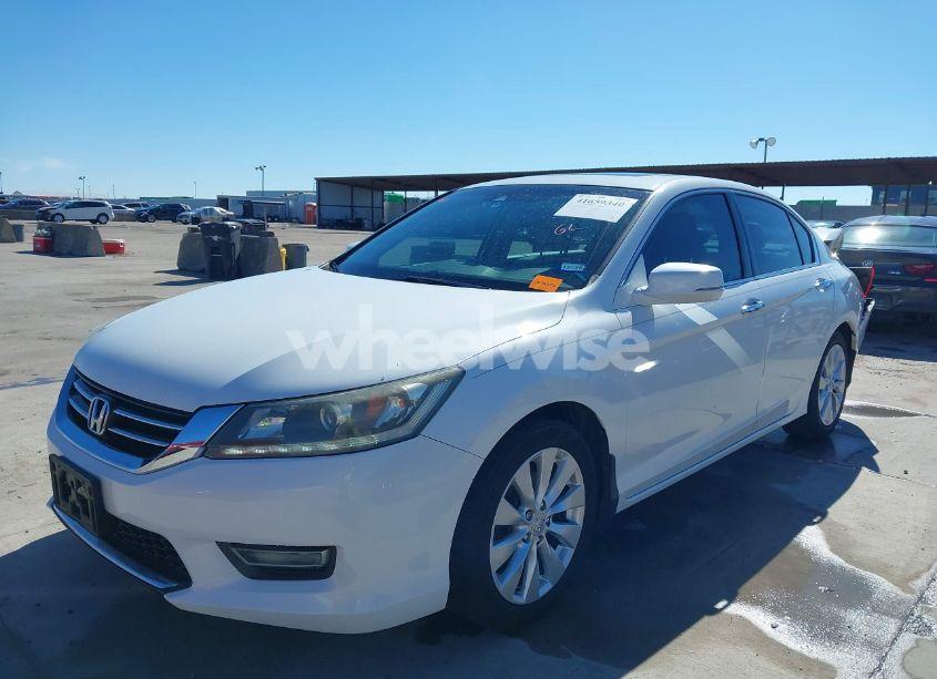 Photo 2 of 2013 Honda Accord EX-L V-6 (VIN 1HGCR3F8XDA014264)