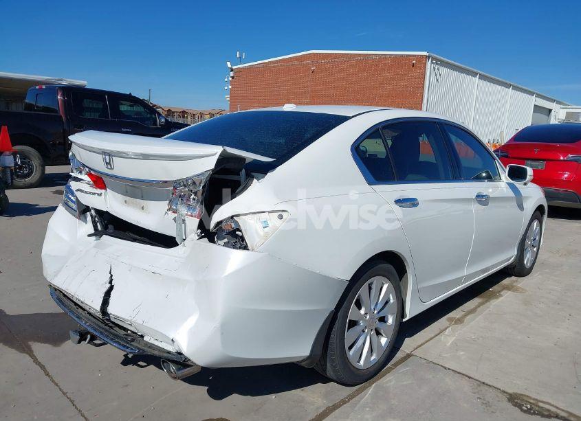 Photo 4 of 2013 Honda Accord EX-L V-6 (VIN 1HGCR3F8XDA014264)