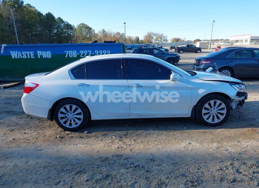 Photo 13 of 2013 Honda Accord EX-L V-6 (VIN 1HGCR3F8XDA024387)