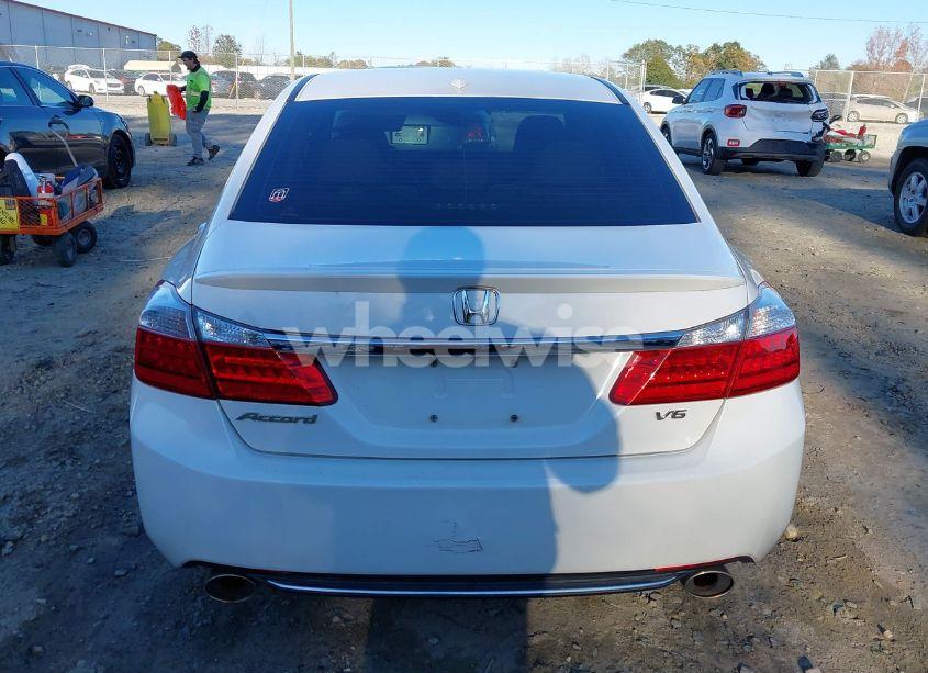 Photo 16 of 2013 Honda Accord EX-L V-6 (VIN 1HGCR3F8XDA024387)