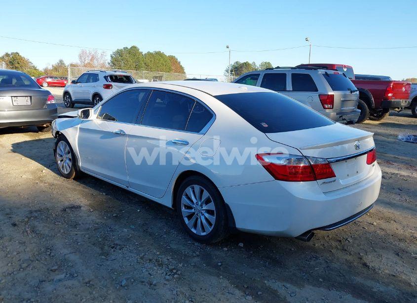 Photo 3 of 2013 Honda Accord EX-L V-6 (VIN 1HGCR3F8XDA024387)