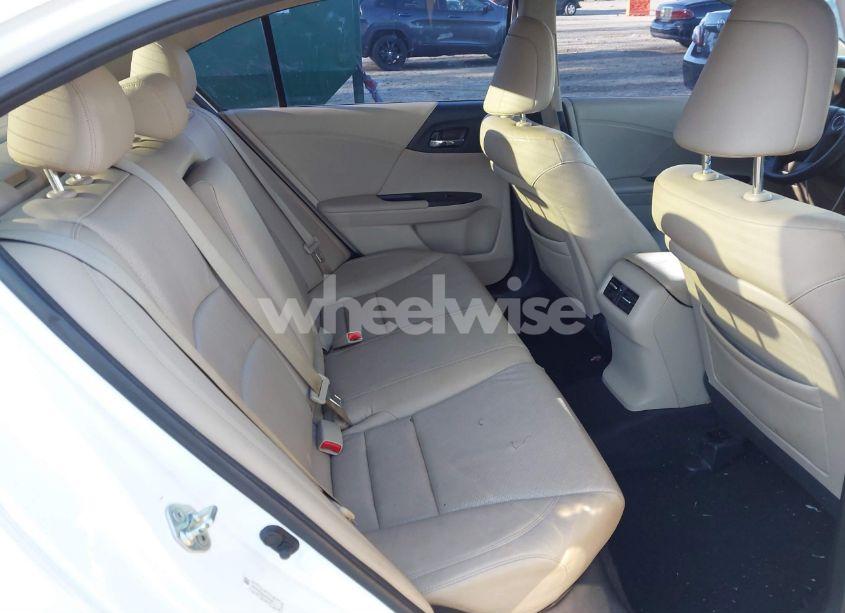 Photo 8 of 2013 Honda Accord EX-L V-6 (VIN 1HGCR3F8XDA024387)