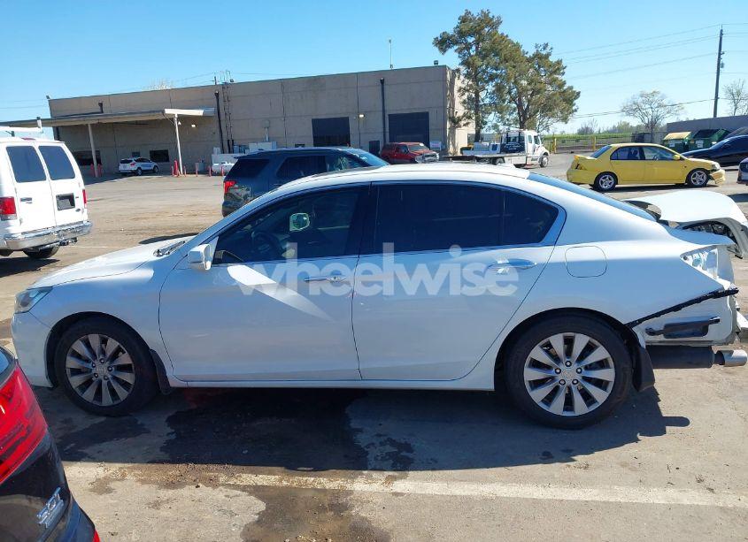 Photo 15 of 2013 Honda Accord EX-L V-6 (VIN 1HGCR3F8XDA038385)