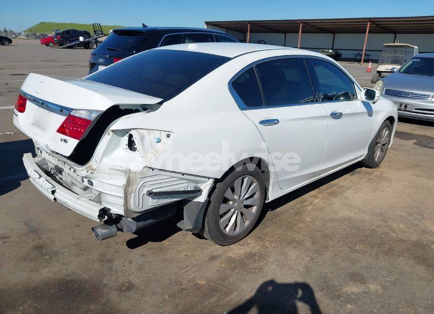 Photo 4 of 2013 Honda Accord EX-L V-6 (VIN 1HGCR3F8XDA038385)