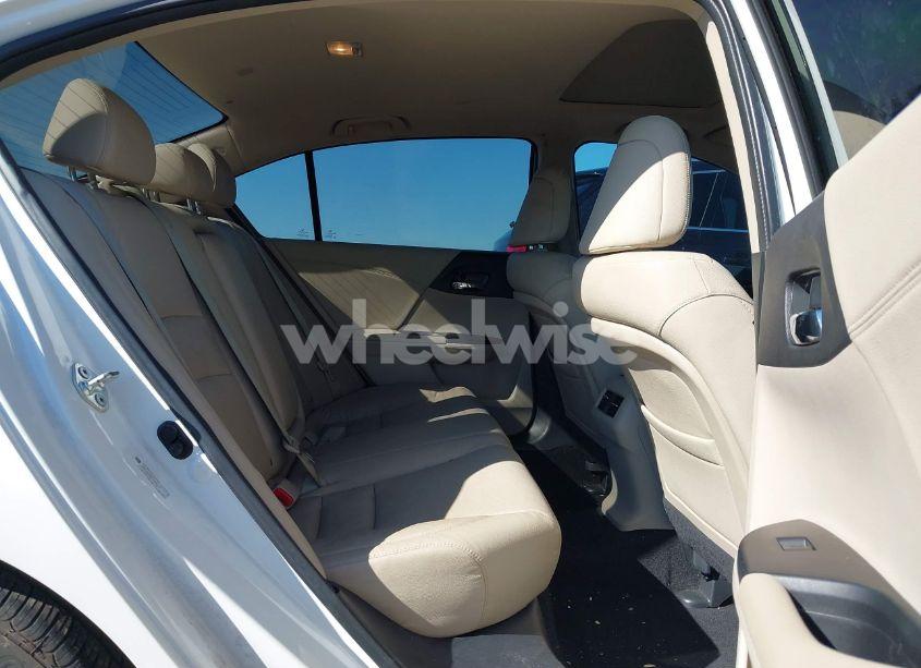 Photo 8 of 2013 Honda Accord EX-L V-6 (VIN 1HGCR3F8XDA038385)