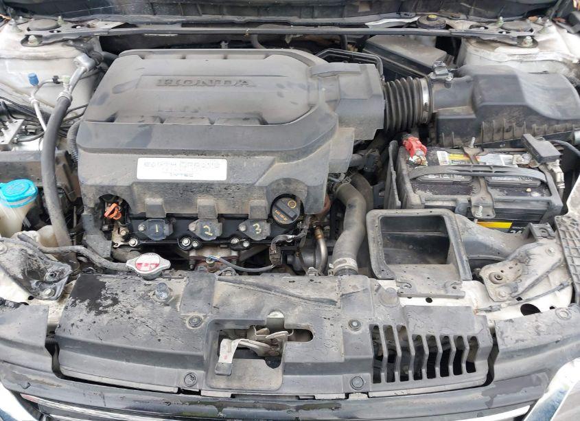 Photo 10 of 2014 Honda Accord EX-L V-6 (VIN 1HGCR3F8XEA023029)