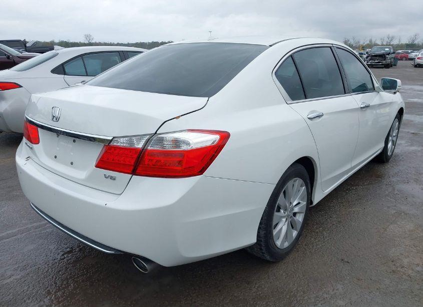 Photo 4 of 2014 Honda Accord EX-L V-6 (VIN 1HGCR3F8XEA023029)