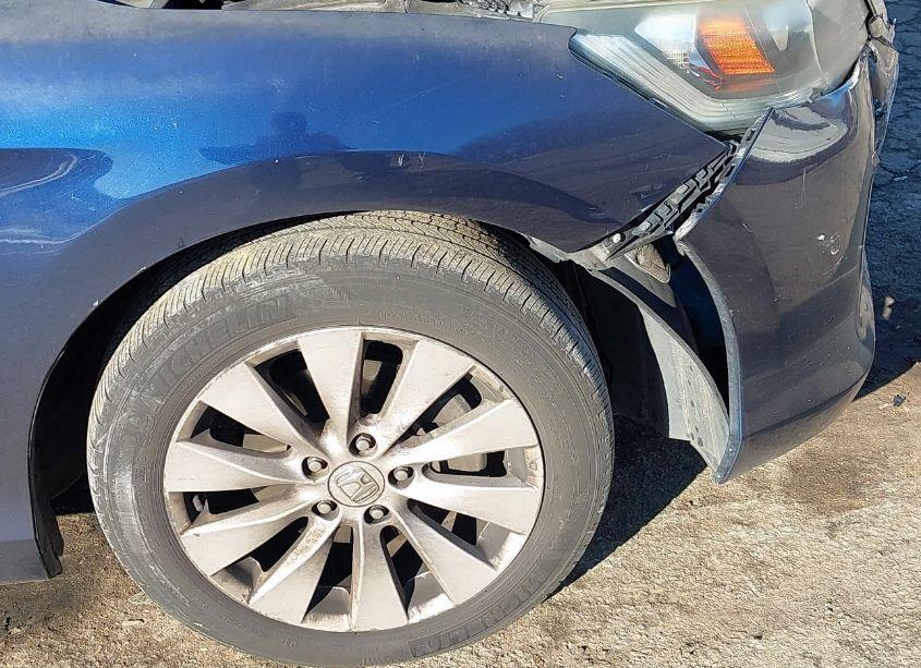 Photo 18 of 2014 Honda Accord EX-L V-6 (VIN 1HGCR3F8XEA039831)