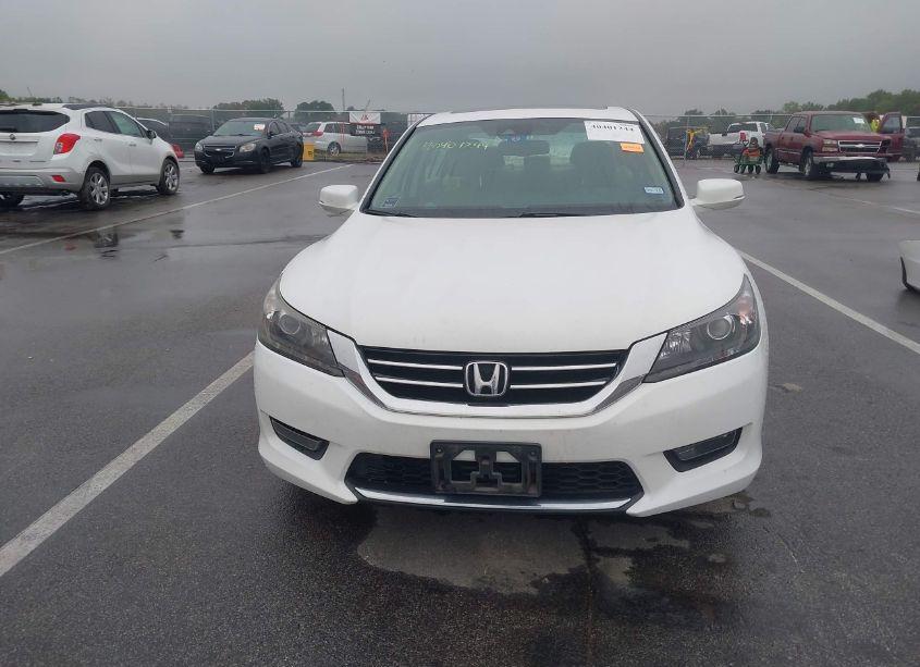 Photo 13 of 2015 Honda Accord EX-L V-6 (VIN 1HGCR3F8XFA000111)