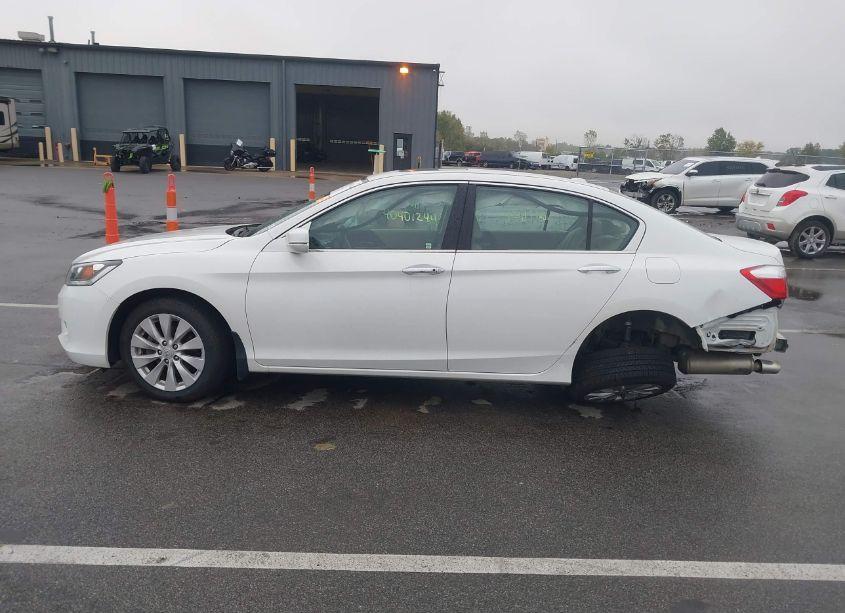 Photo 15 of 2015 Honda Accord EX-L V-6 (VIN 1HGCR3F8XFA000111)