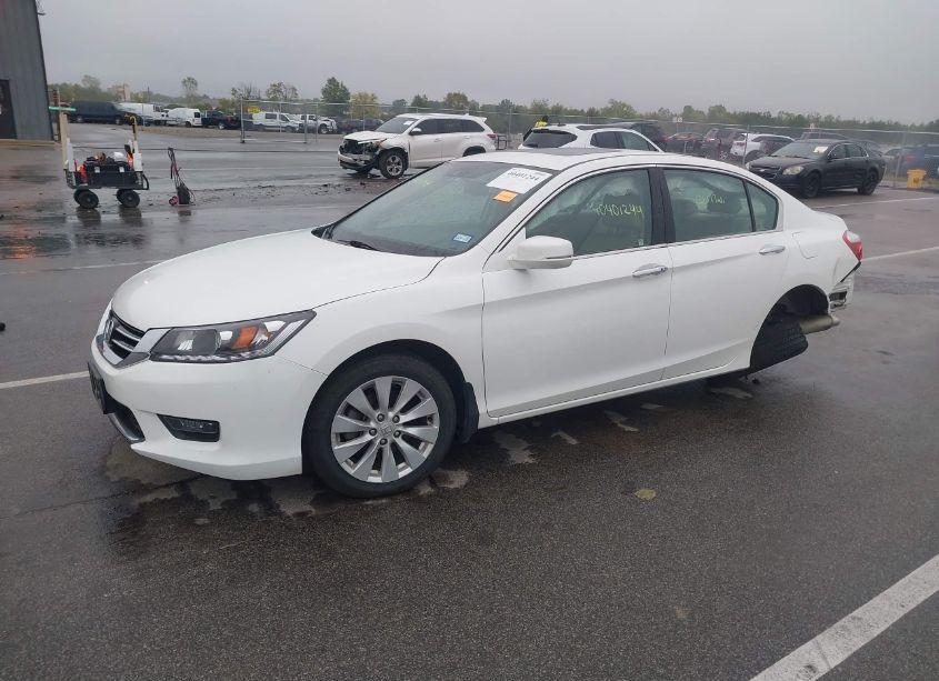 Photo 2 of 2015 Honda Accord EX-L V-6 (VIN 1HGCR3F8XFA000111)