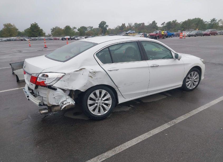 Photo 4 of 2015 Honda Accord EX-L V-6 (VIN 1HGCR3F8XFA000111)