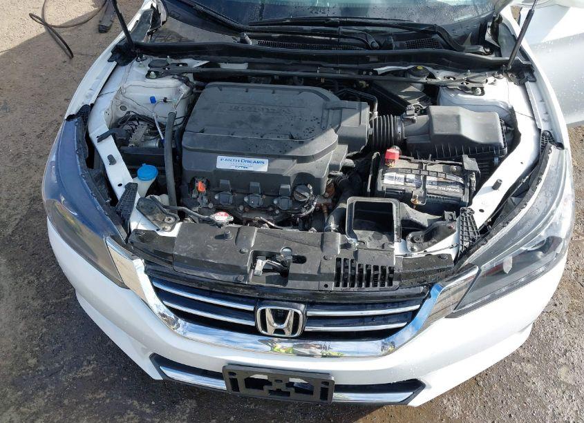Photo 10 of 2015 Honda Accord EX-L V-6 (VIN 1HGCR3F8XFA002750)