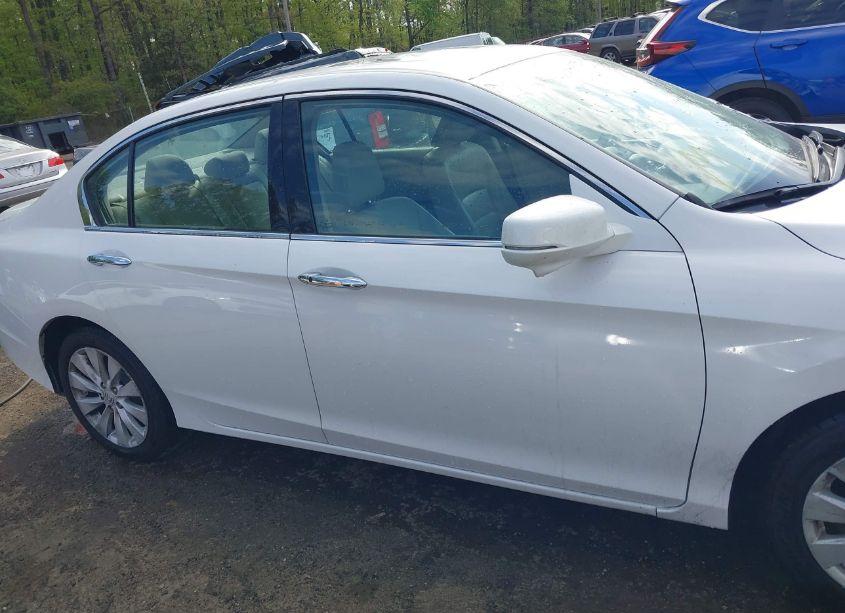 Photo 13 of 2015 Honda Accord EX-L V-6 (VIN 1HGCR3F8XFA002750)