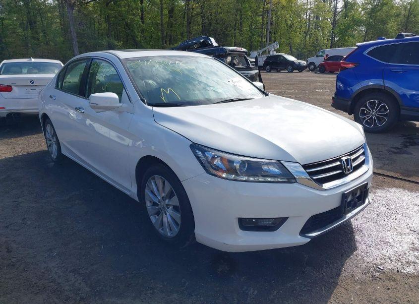 Photo 6 of 2015 Honda Accord EX-L V-6 (VIN 1HGCR3F8XFA002750)