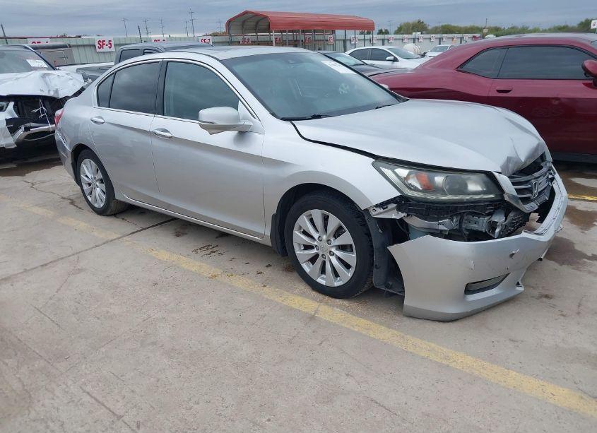 2015 Honda Accord EX-L V-6 (VIN 1HGCR3F8XFA015238) main photo