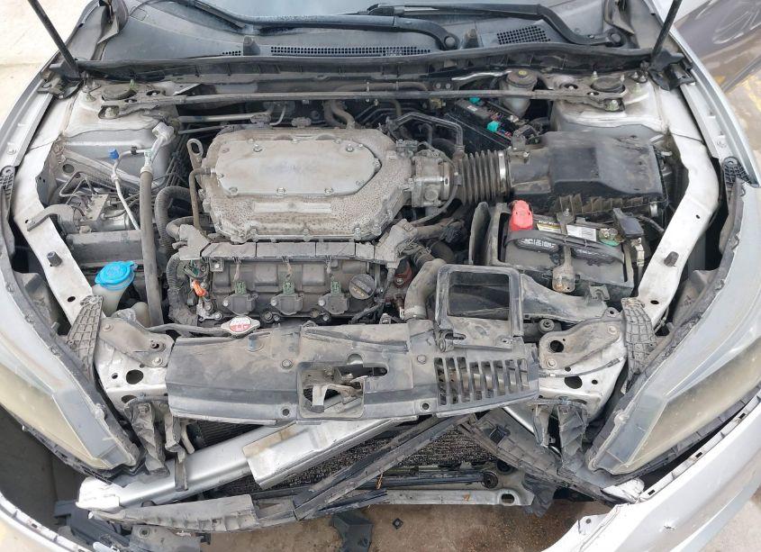 Photo 10 of 2015 Honda Accord EX-L V-6 (VIN 1HGCR3F8XFA015238)