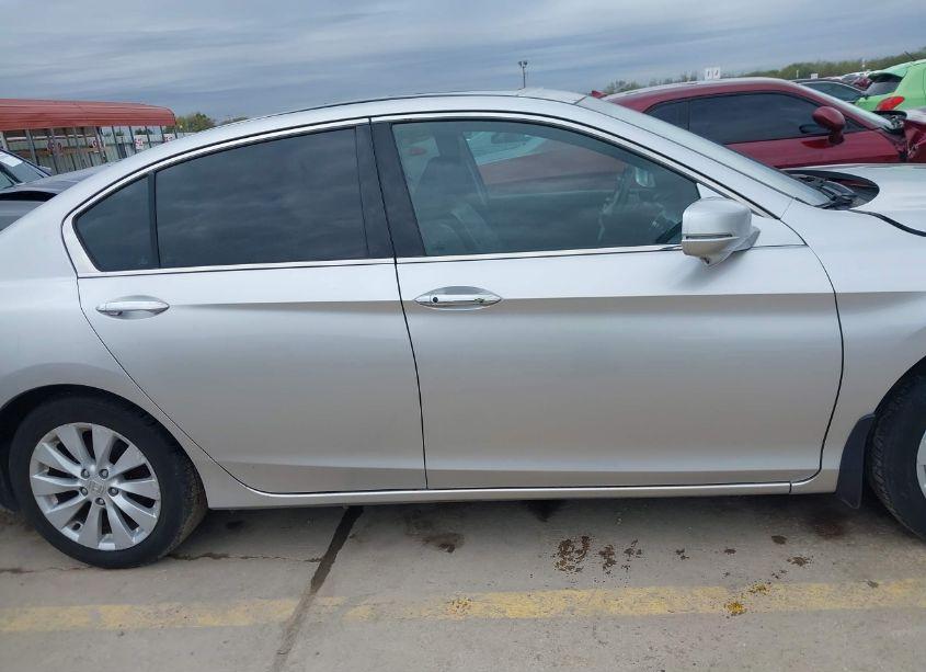 Photo 14 of 2015 Honda Accord EX-L V-6 (VIN 1HGCR3F8XFA015238)