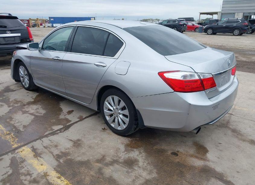 Photo 3 of 2015 Honda Accord EX-L V-6 (VIN 1HGCR3F8XFA015238)