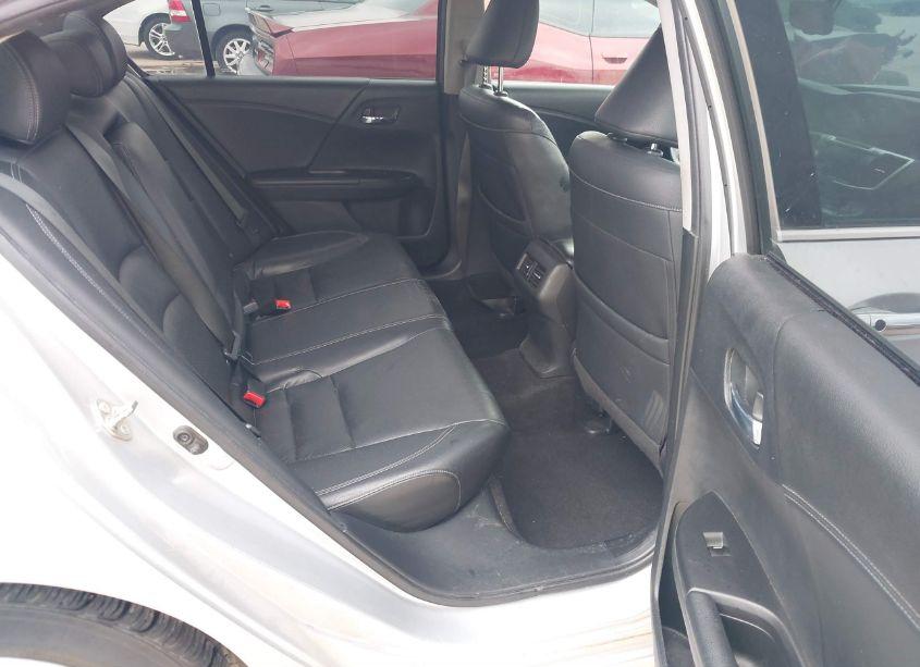 Photo 8 of 2015 Honda Accord EX-L V-6 (VIN 1HGCR3F8XFA015238)