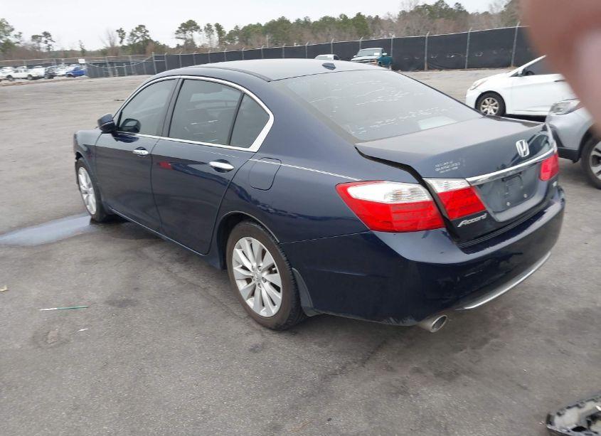 Photo 3 of 2015 Honda Accord EX-L V-6 (VIN 1HGCR3F8XFA020584)