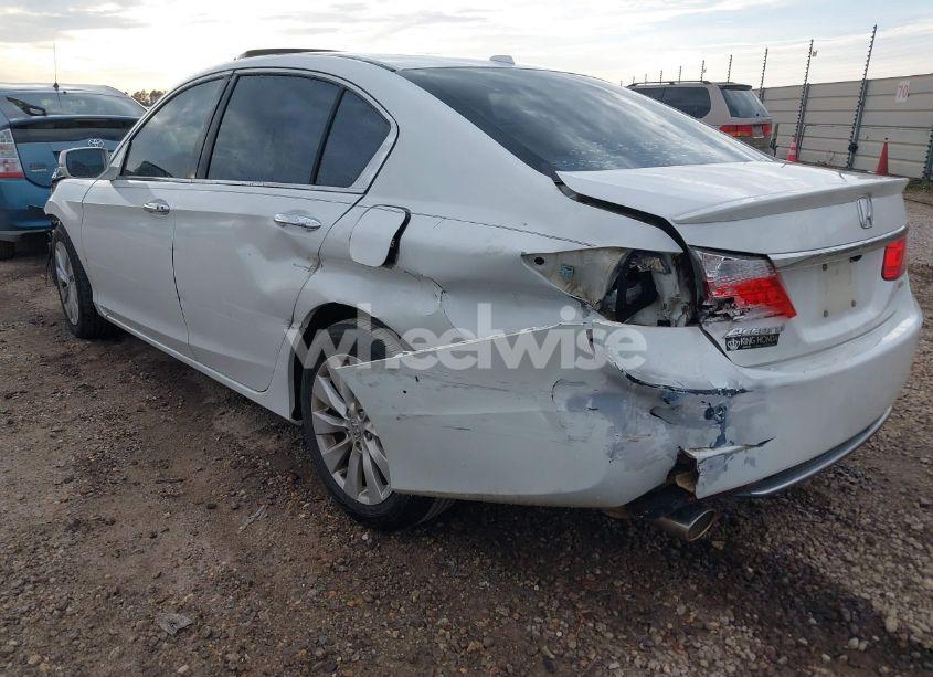 Photo 3 of 2015 Honda Accord EX-L V-6 (VIN 1HGCR3F8XFA023551)