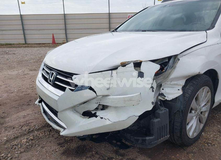 Photo 6 of 2015 Honda Accord EX-L V-6 (VIN 1HGCR3F8XFA023551)