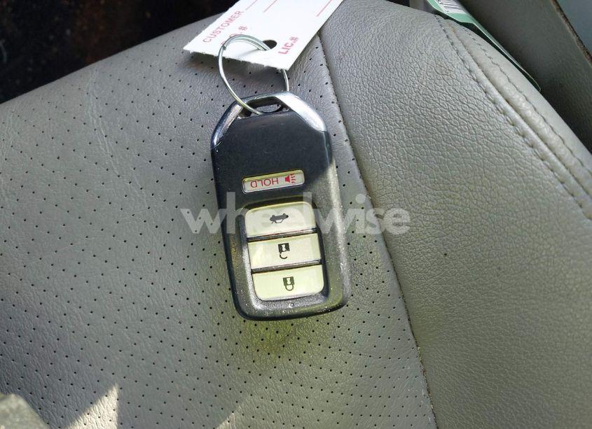 Photo 11 of 2015 Honda Accord EX-L V-6 (VIN 1HGCR3F8XFA024957)