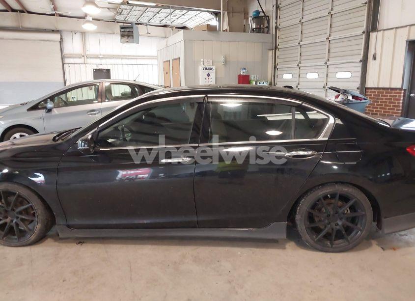 Photo 14 of 2015 Honda Accord EX-L V-6 (VIN 1HGCR3F8XFA025901)