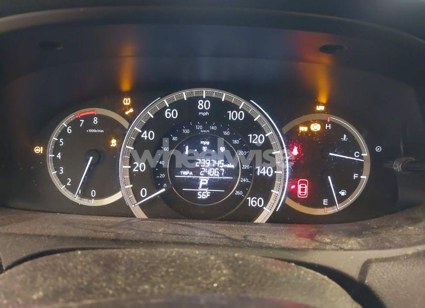 Photo 7 of 2015 Honda Accord EX-L V-6 (VIN 1HGCR3F8XFA025901)